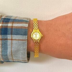 Y2K Gold Quartz Watch with Linked Band & Round Dial Unisex 8.5" New